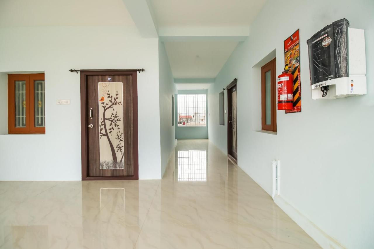 Oyo 71549 Shri Sai Apartments Mettuppalaiyam  Ngoại thất bức ảnh