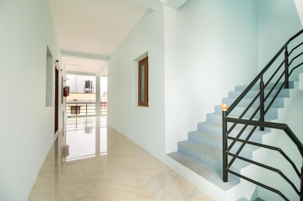 Oyo 71549 Shri Sai Apartments Mettuppalaiyam  Ngoại thất bức ảnh