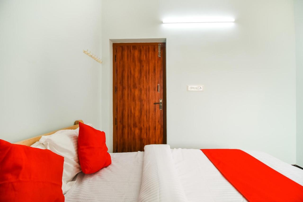 Oyo 71549 Shri Sai Apartments Mettuppalaiyam  Ngoại thất bức ảnh